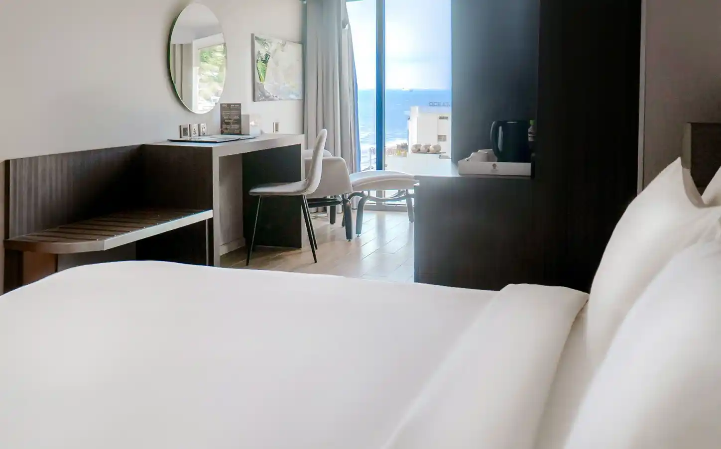 Phòng Đôi Cổ Điển Nhìn Một Phần