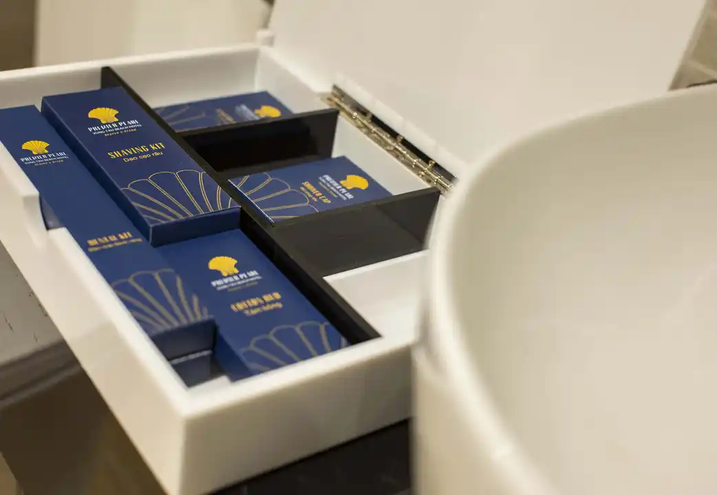 Phòng Đôi Cổ Điển Nhìn Một Phần