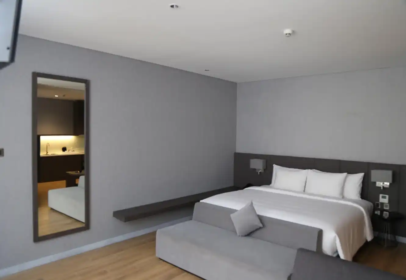 Signature Suite