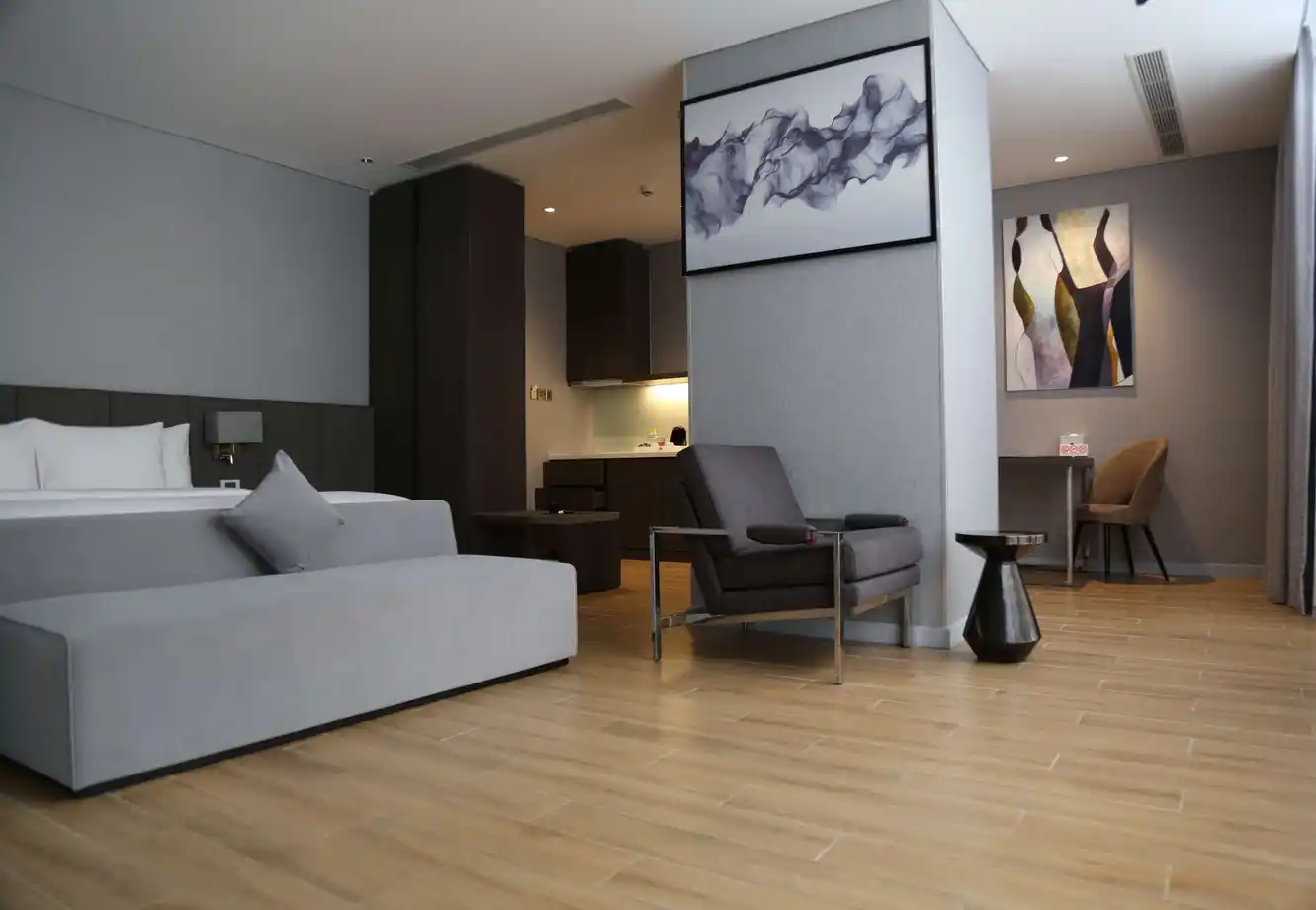 Signature Suite