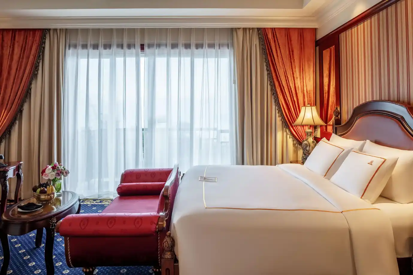 Heritage Deluxe King Hồ Bơi Hoặc Vườn