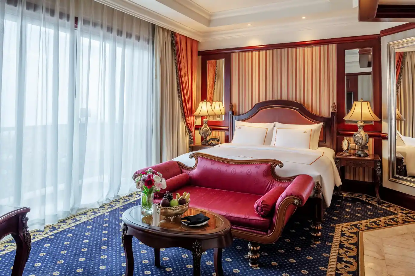 Heritage Deluxe King Hồ Bơi Hoặc Vườn