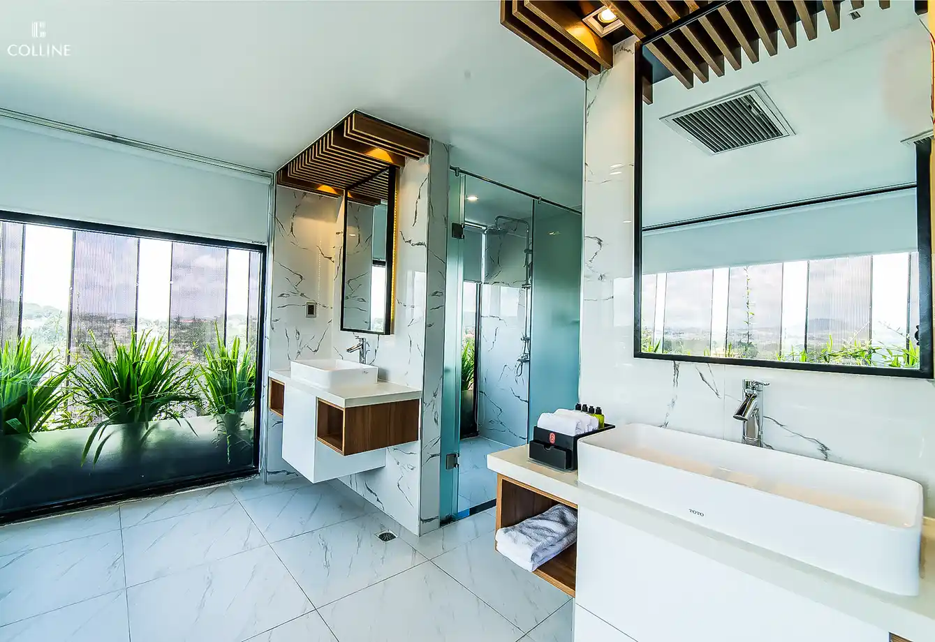 Suite Signature Với Cảnh Thành Phố Và Hồ Quang Cảnh Thành Phố
