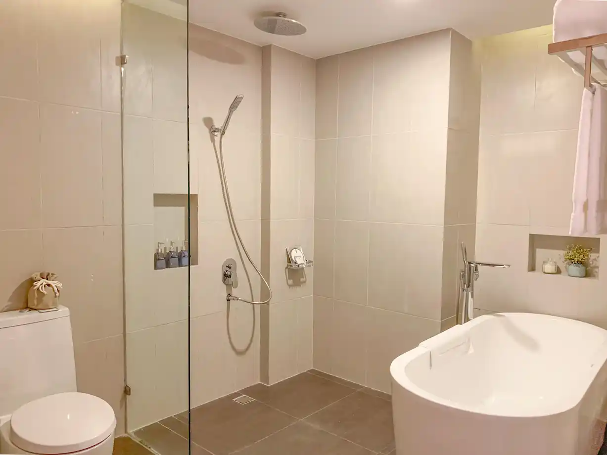 Căn Hộ 1 Phòng Ngủ Có Ban Công Hướng Nhìn Ra Biển