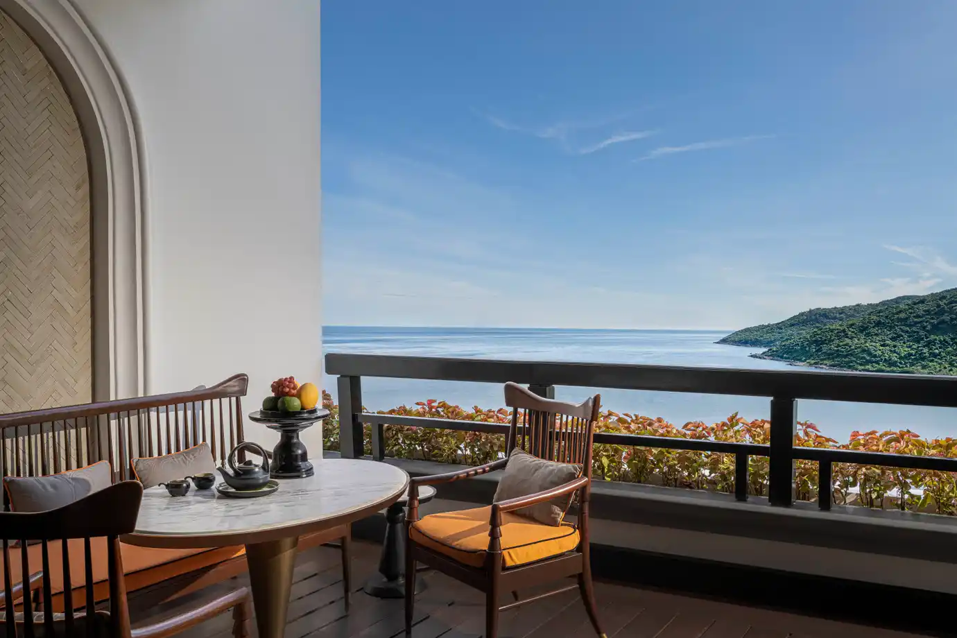 1 King Classic Panoramic Ocean View Ocean View