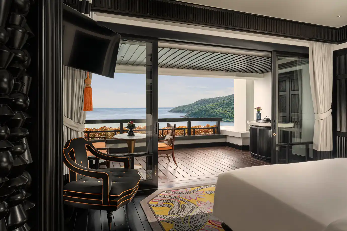 1 King Classic Panoramic Ocean View Ocean View
